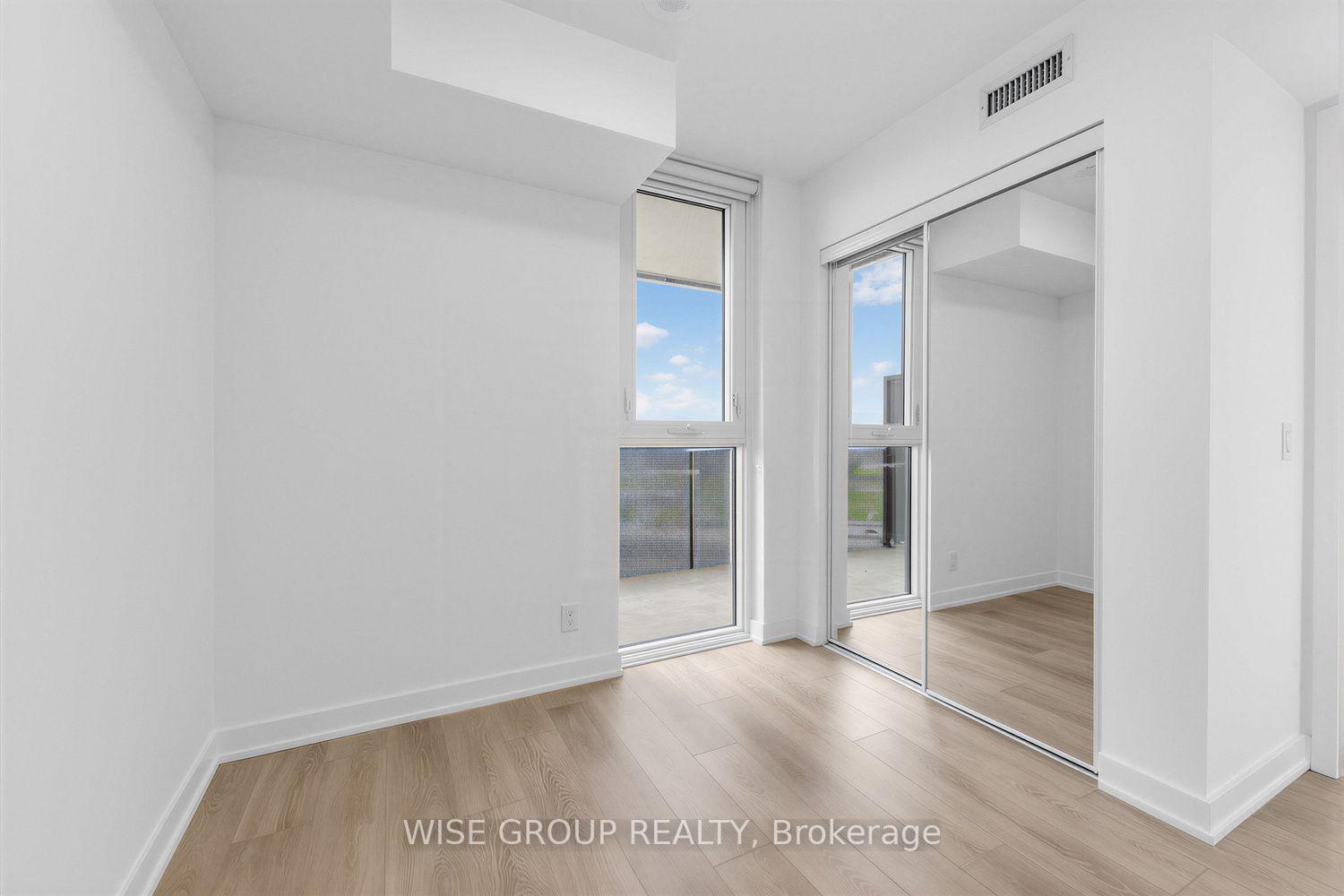 Photo 14 of Unit 1405, 18 Tretti Way, North York, Clanton Park — HOMEH