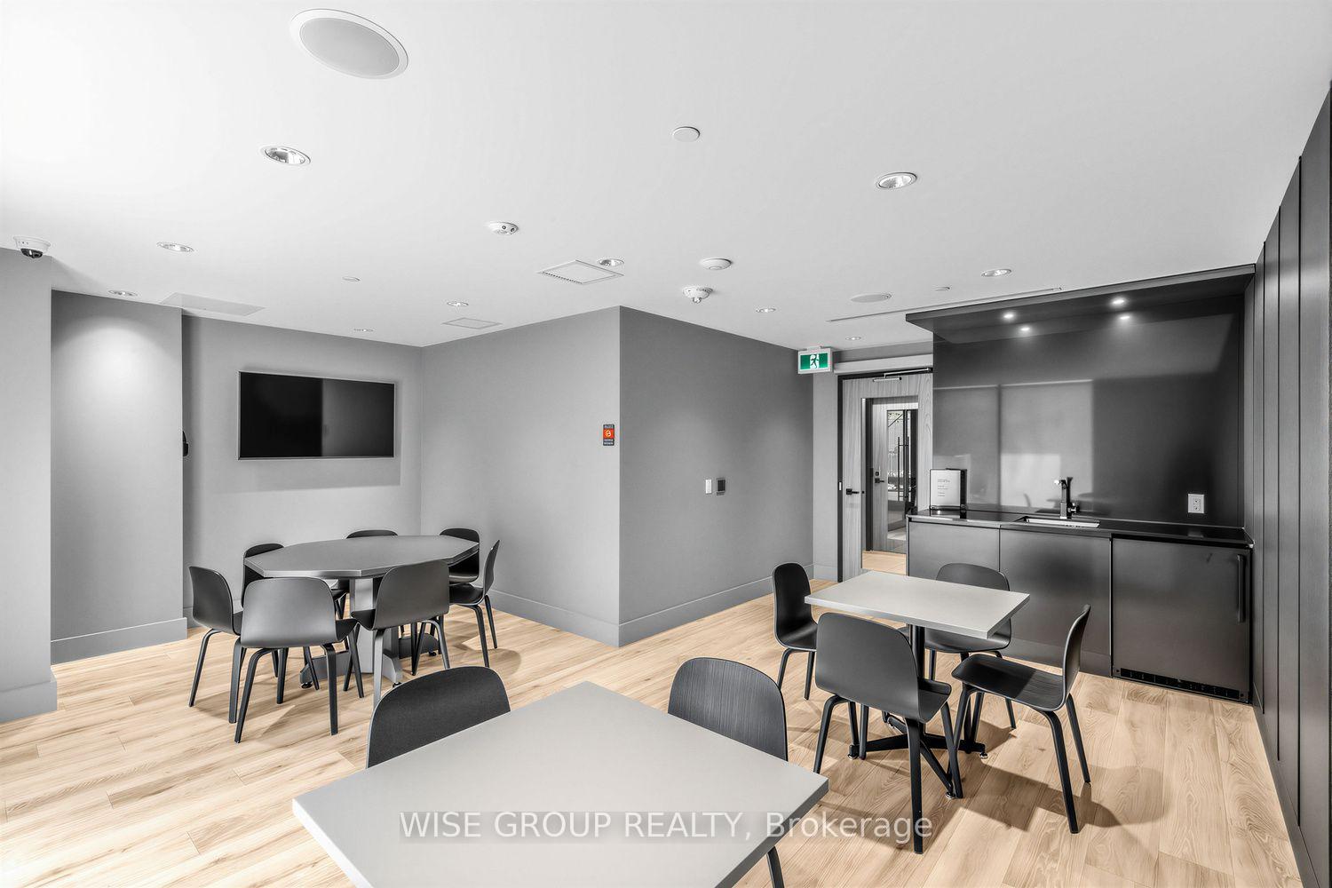 Photo 27 of Unit 1405, 18 Tretti Way, North York, Clanton Park — HOMEH