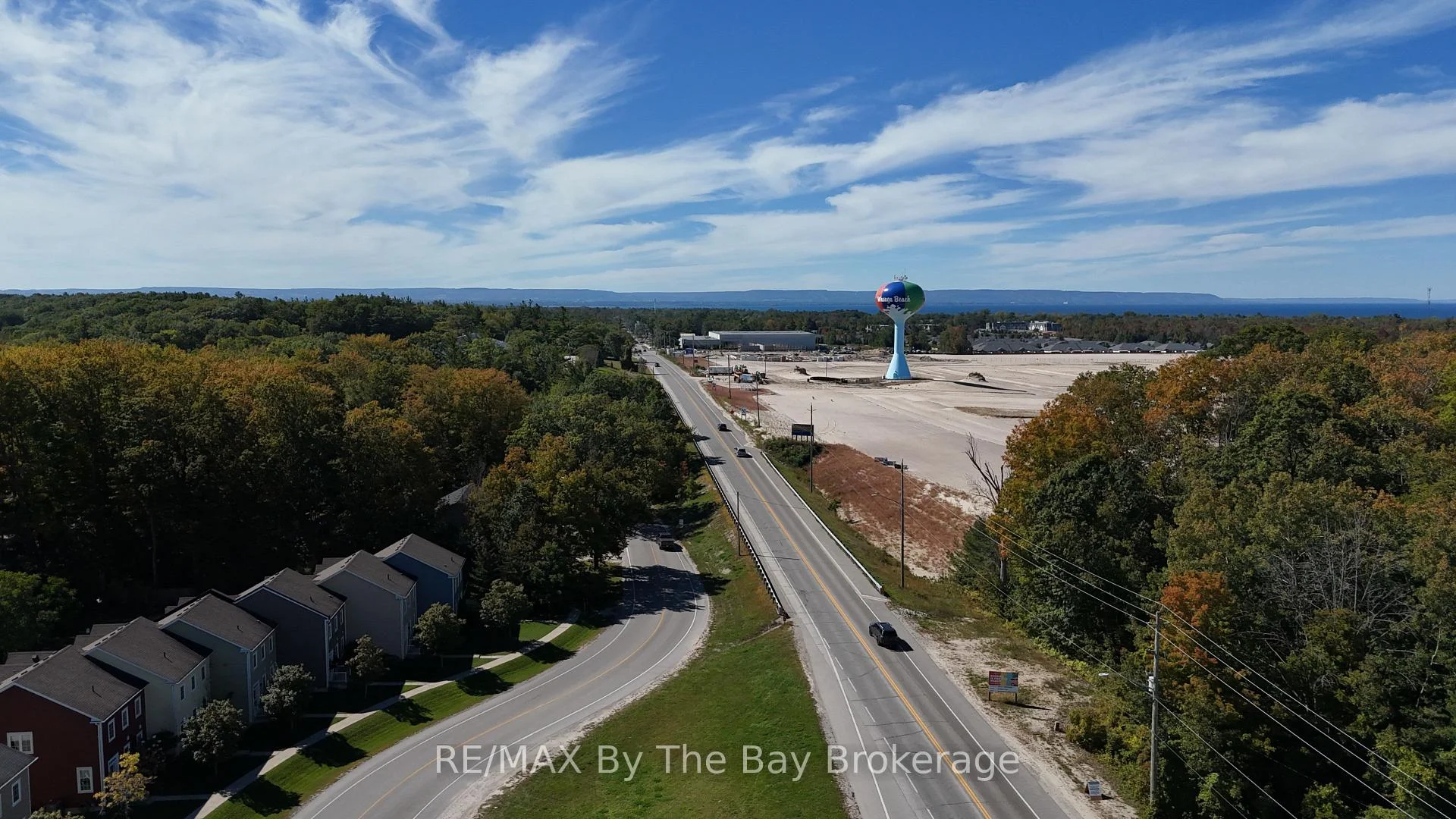 Photo 54 of 25 Appalachian Trail, Wasaga Beach — HOMEH