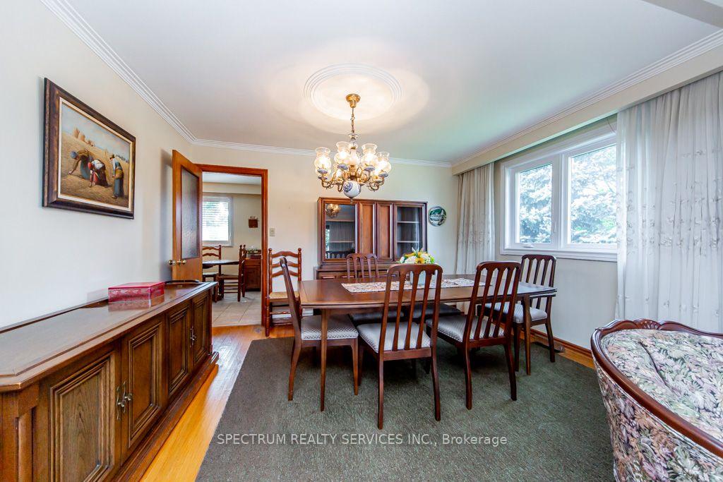 Photo 19 of 16 Burin Court, Etobicoke, Eringate-Centennial-West Deane — HOMEH