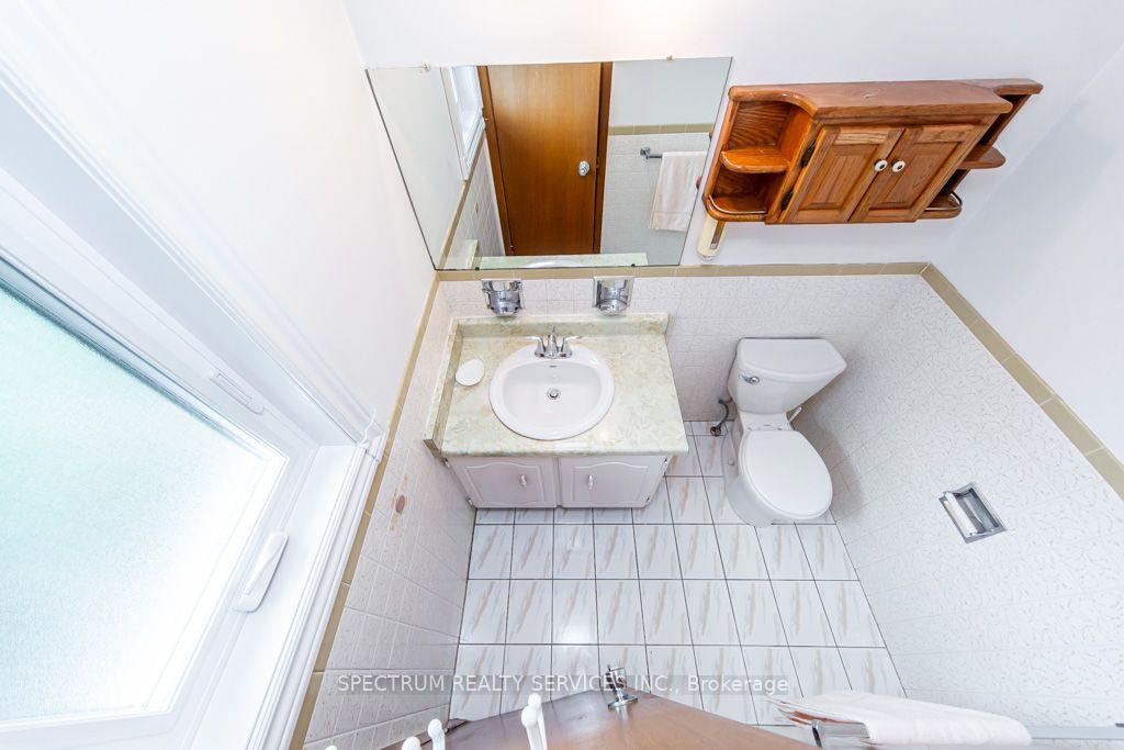 Photo 44 of 16 Burin Court, Etobicoke, Eringate-Centennial-West Deane — HOMEH