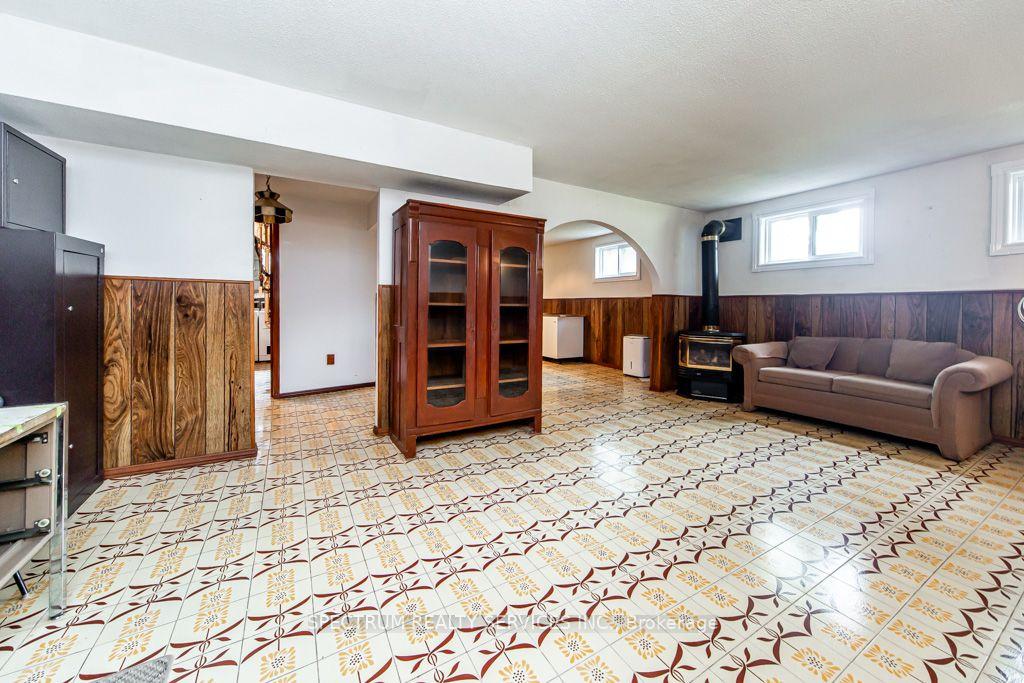 Photo 53 of 16 Burin Court, Etobicoke, Eringate-Centennial-West Deane — HOMEH