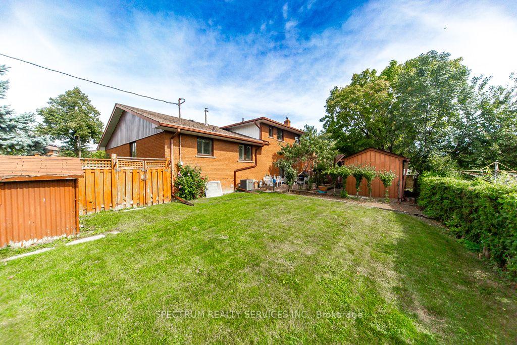Photo 63 of 16 Burin Court, Etobicoke, Eringate-Centennial-West Deane — HOMEH