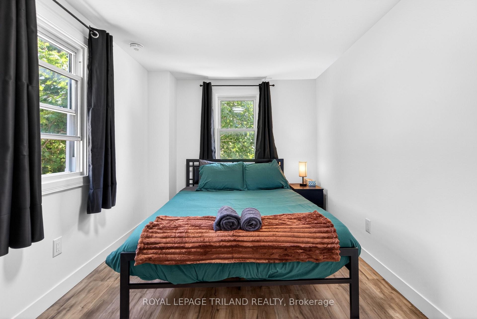 Photo 22 of 1223 Sunningdale Road E, London, North C — HOMEH