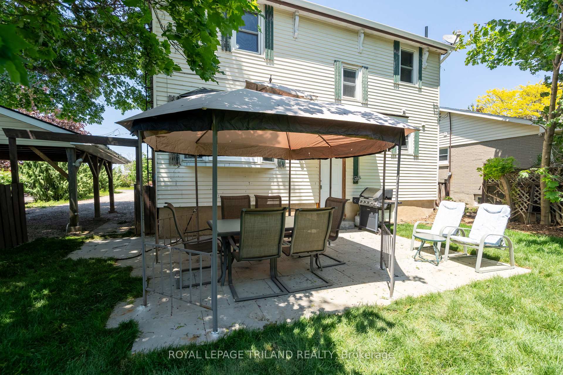Photo 31 of 1223 Sunningdale Road E, London, North C — HOMEH
