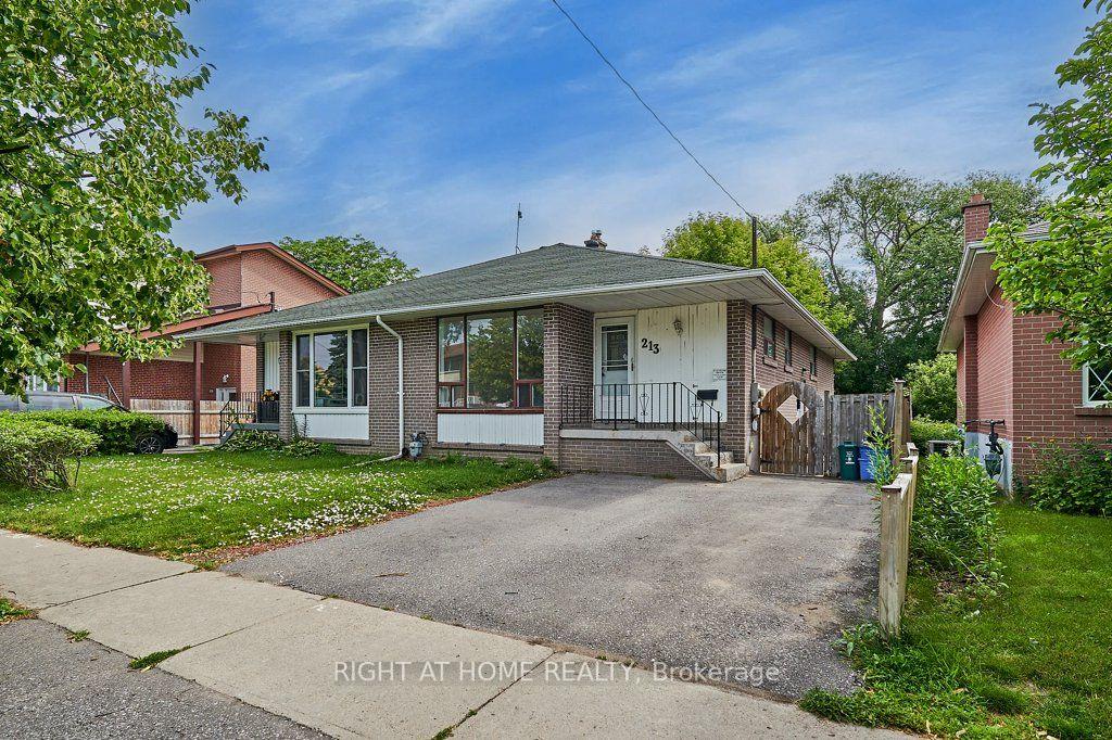 Photo of 213 Cabot Street