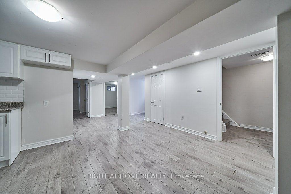 Photo 30 of 213 Cabot Street, Oshawa, Vanier — HOMEH