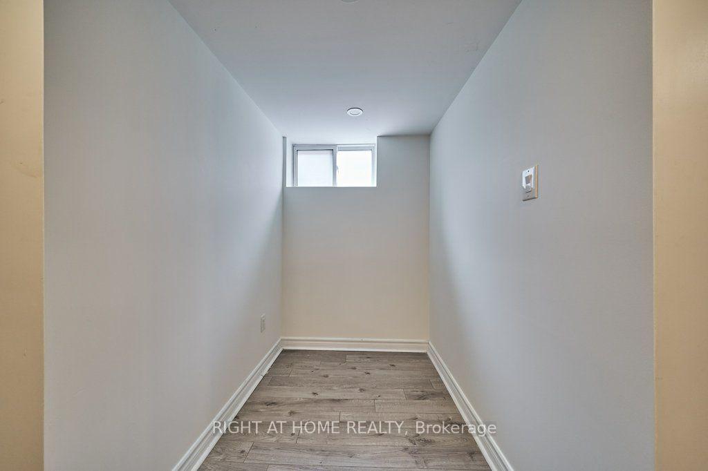 Photo 34 of 213 Cabot Street, Oshawa, Vanier — HOMEH