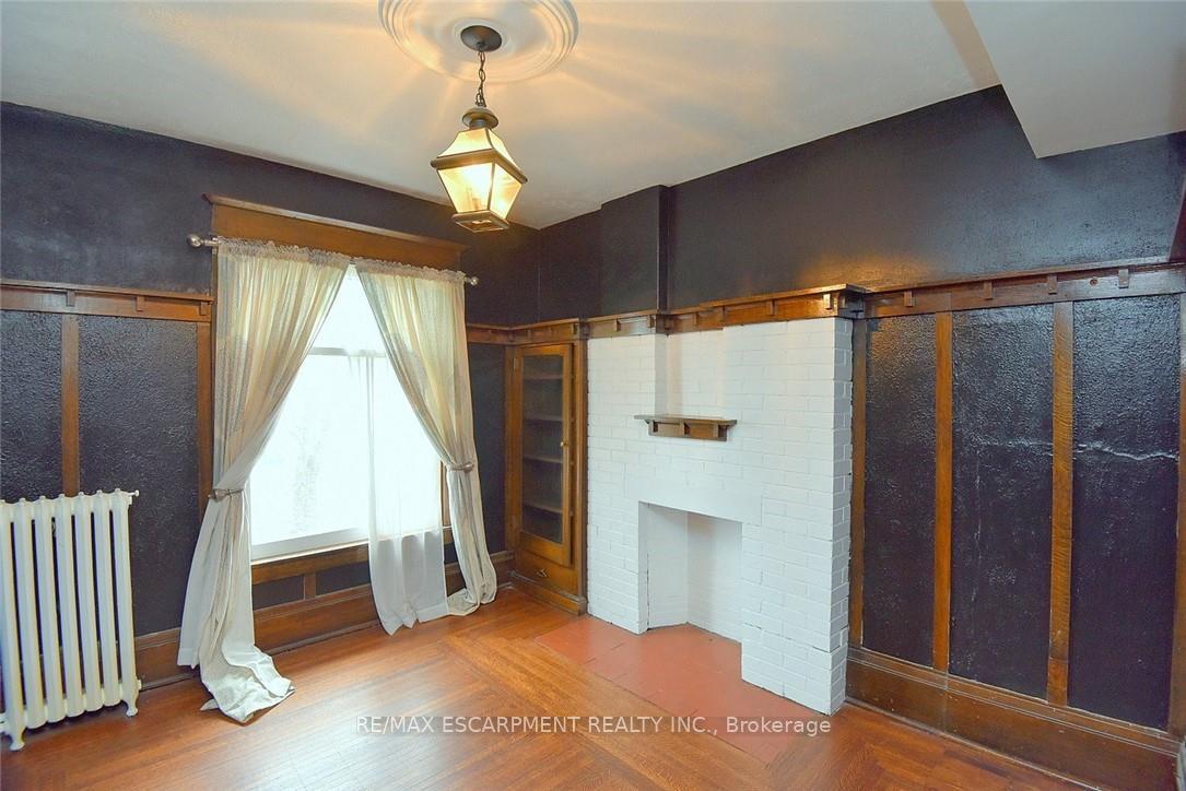 Photo 23 of 103 Sherman Avenue S, Hamilton, Stipley — HOMEH