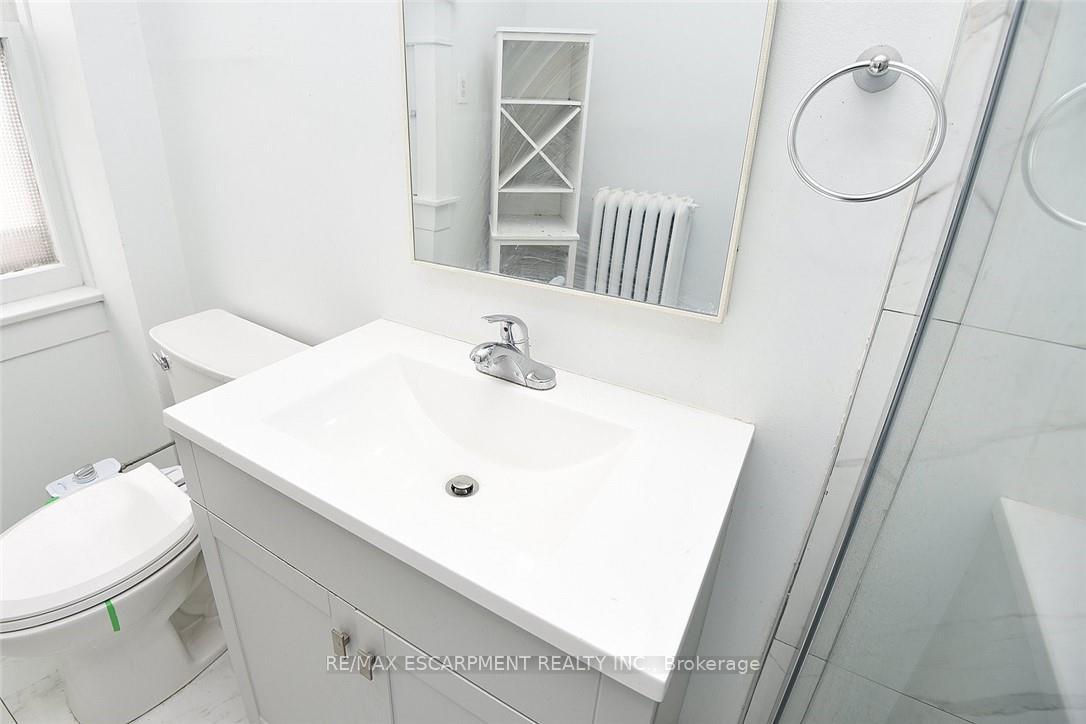 Photo 26 of 103 Sherman Avenue S, Hamilton, Stipley — HOMEH
