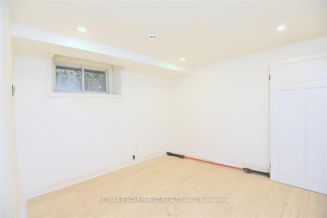 Photo 34 of 103 Sherman Avenue S, Hamilton, Stipley — HOMEH