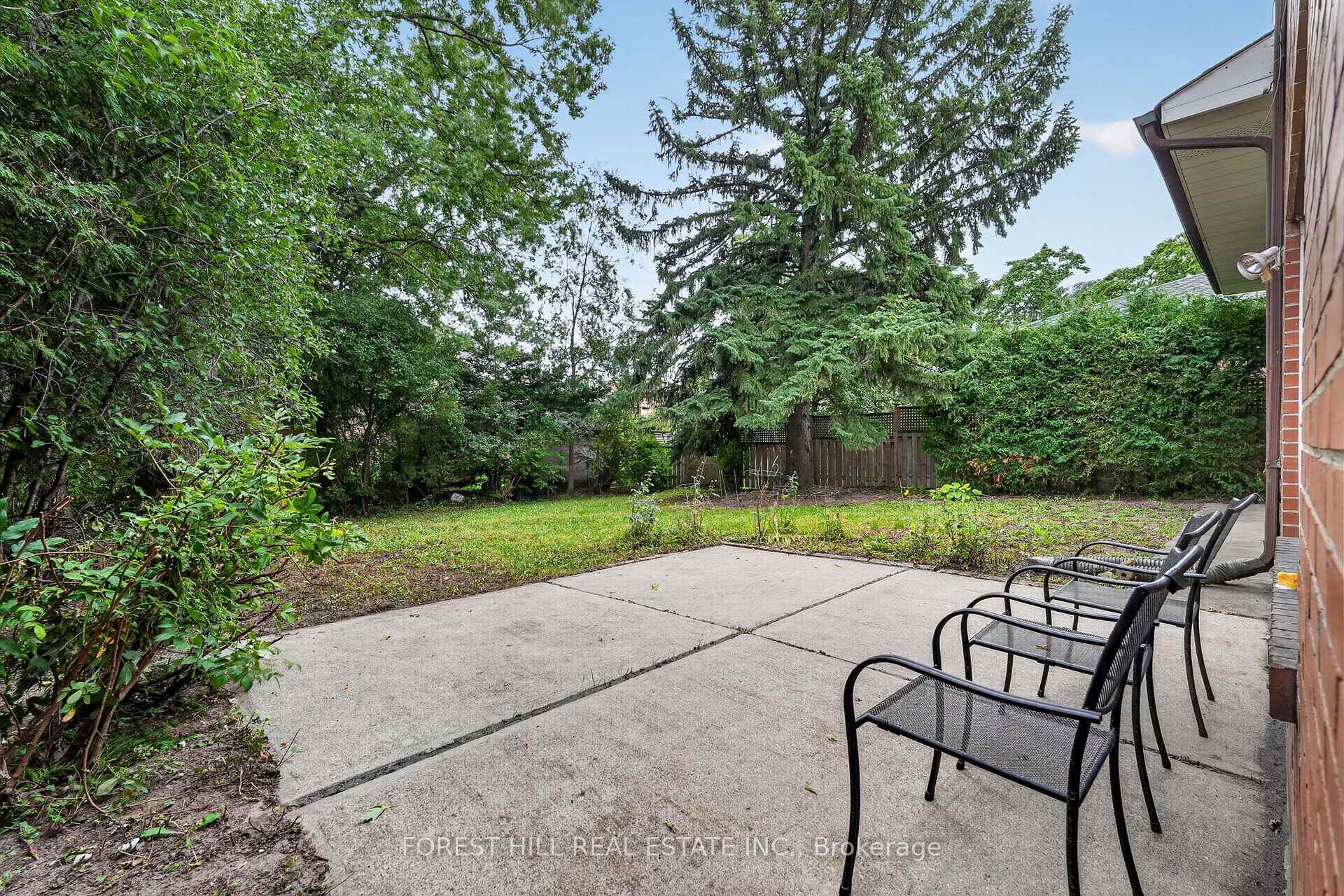 Photo 20 of 169 Overbrook Place, North York, Bathurst Manor — HOMEH