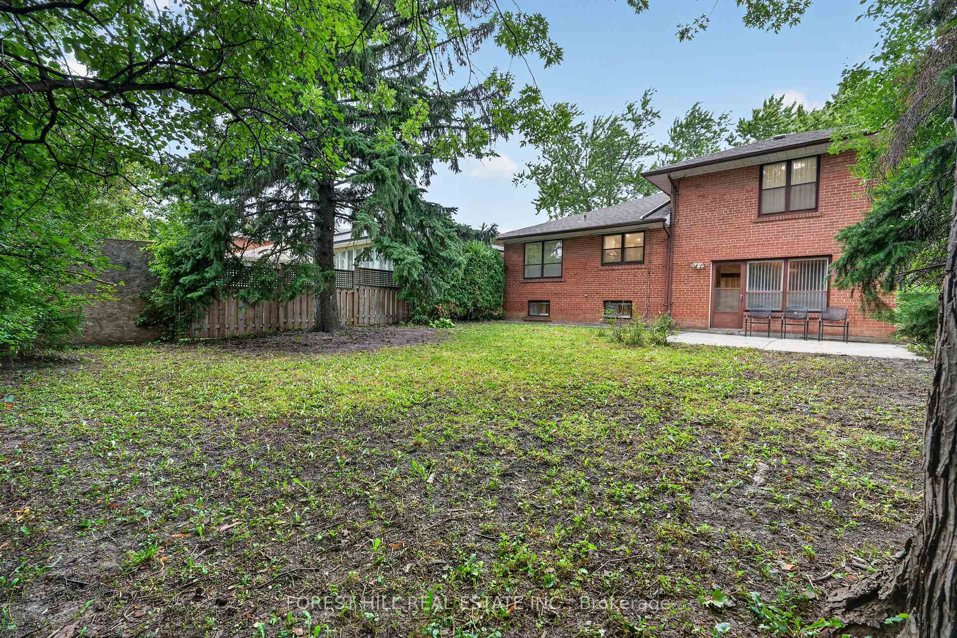 Photo 21 of 169 Overbrook Place, North York, Bathurst Manor — HOMEH