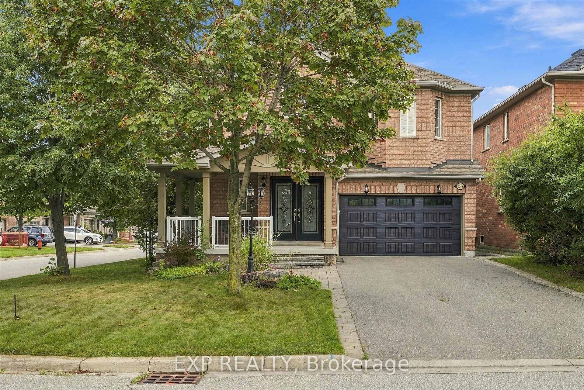 Photo 2 of 1046 Agram Drive, Oakville, Joshua Creek — HOMEH