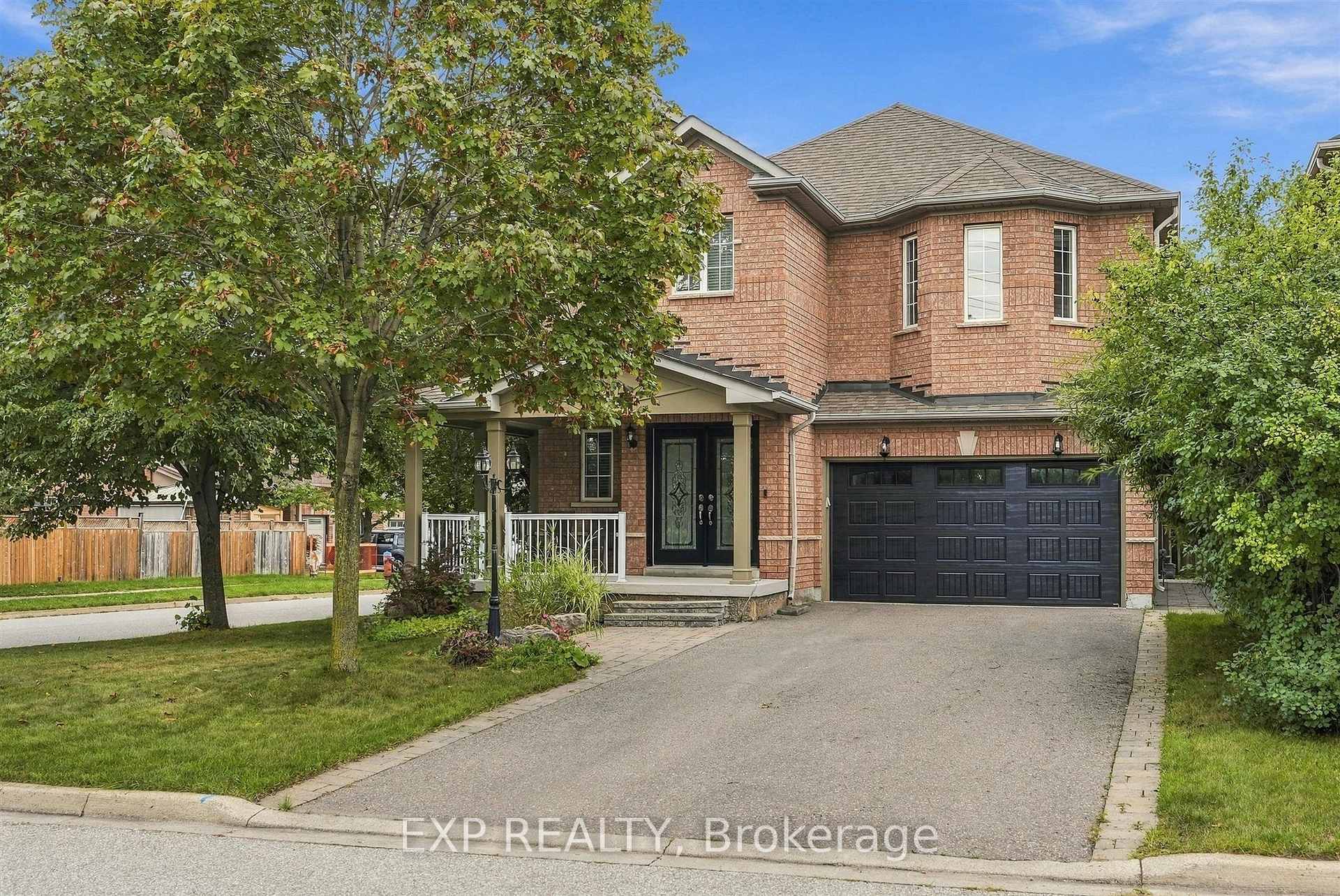 Photo 3 of 1046 Agram Drive, Oakville, Joshua Creek — HOMEH
