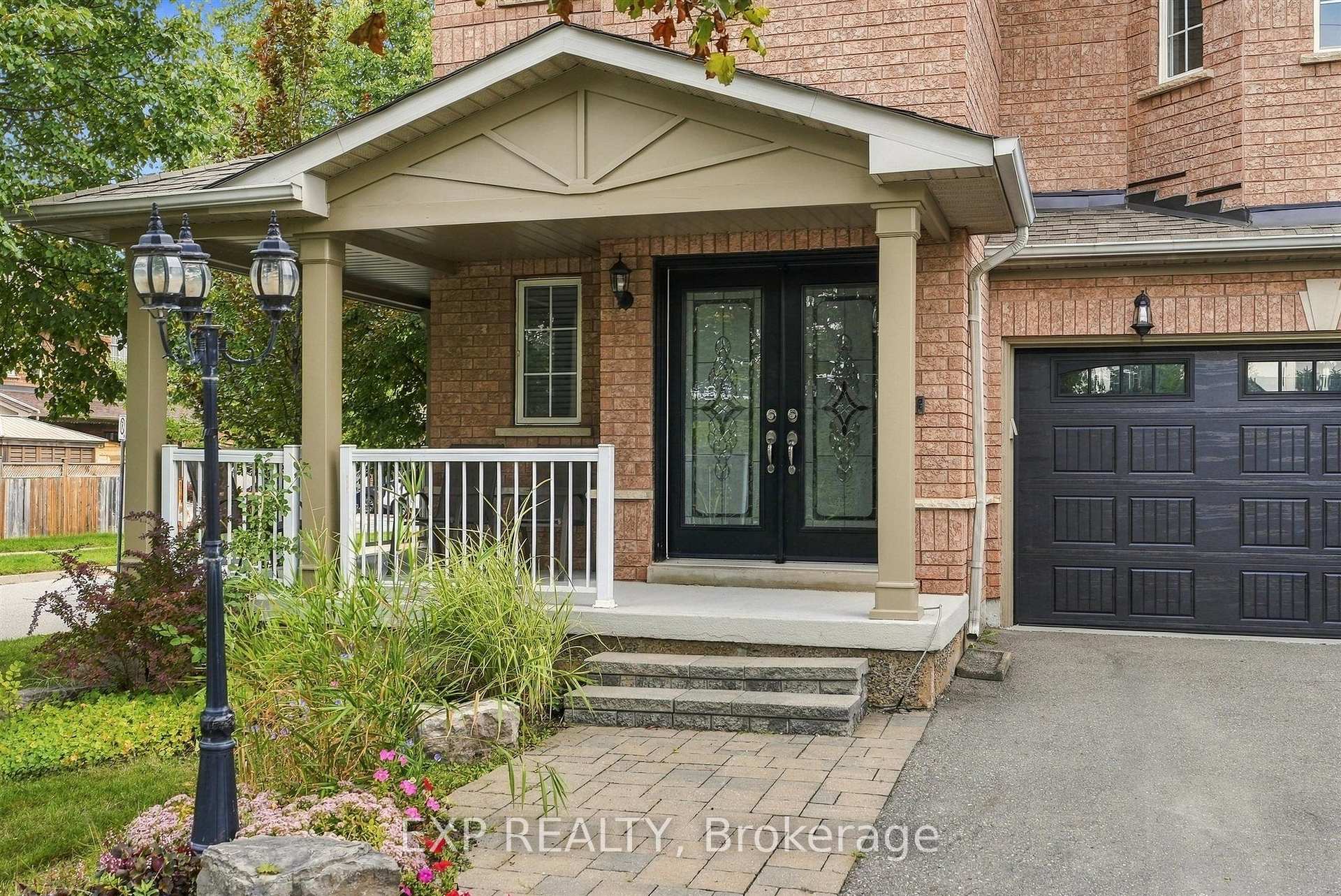 Photo 4 of 1046 Agram Drive, Oakville, Joshua Creek — HOMEH
