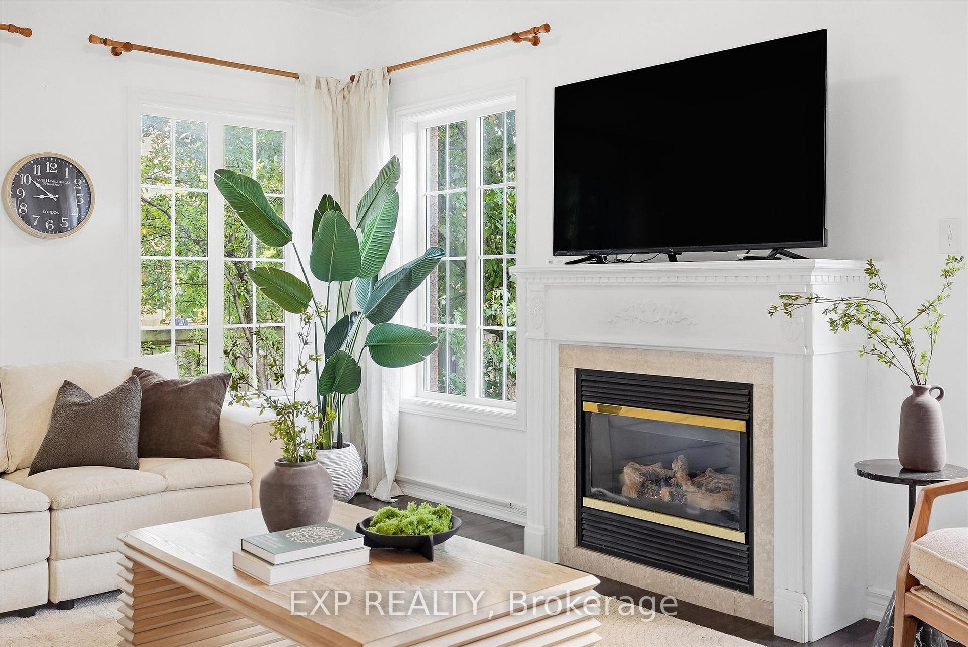 Photo 7 of 1046 Agram Drive, Oakville, Joshua Creek — HOMEH
