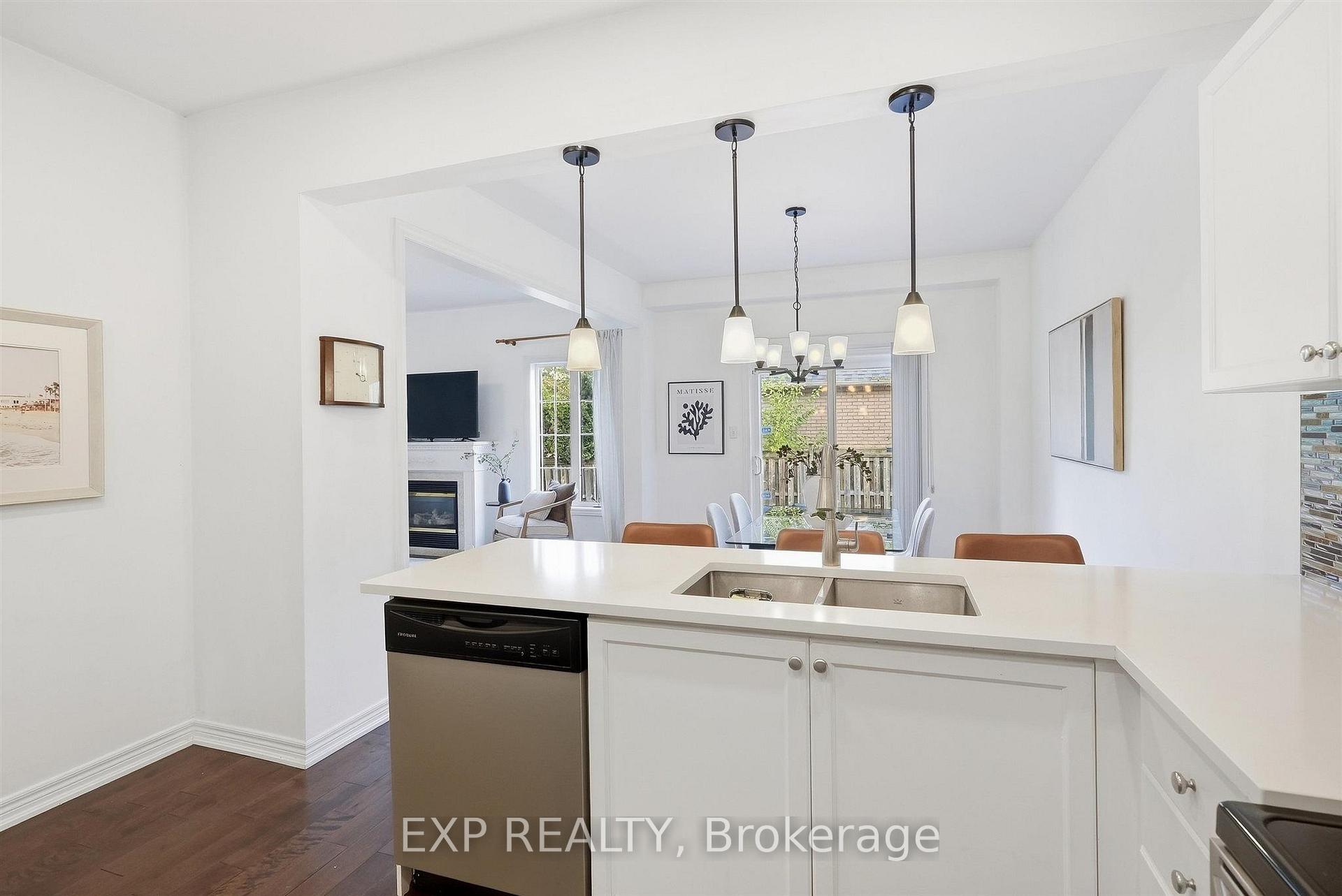 Photo 14 of 1046 Agram Drive, Oakville, Joshua Creek — HOMEH