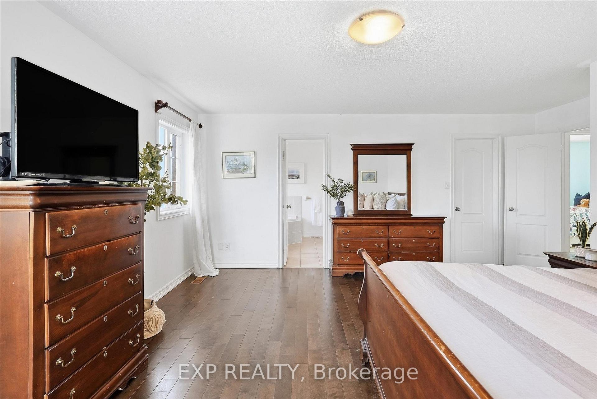 Photo 30 of 1046 Agram Drive, Oakville, Joshua Creek — HOMEH