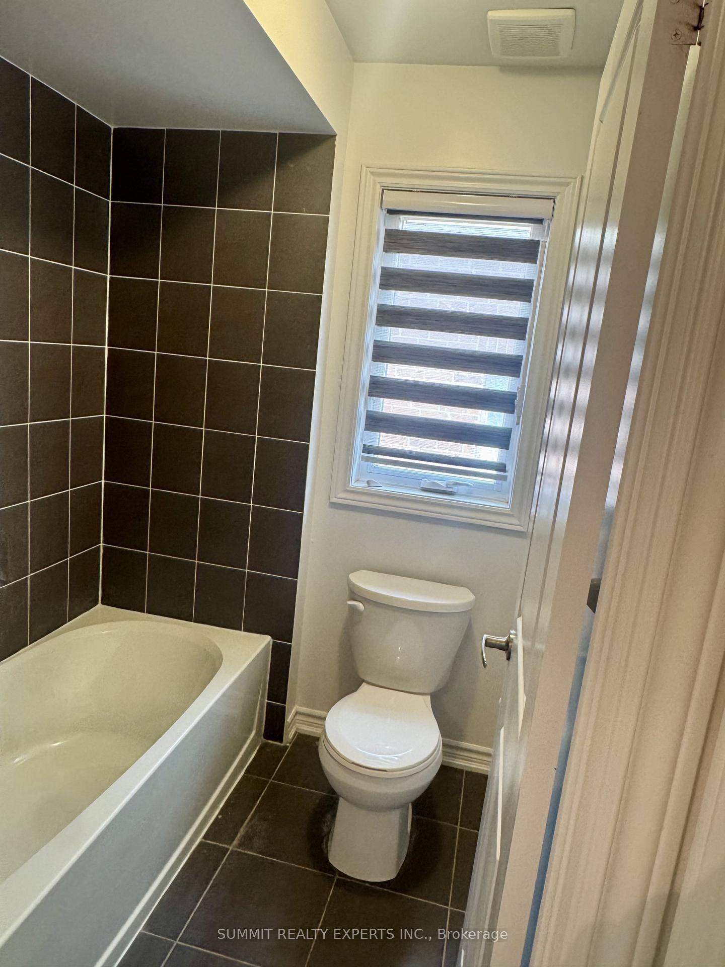 Photo 16 of 6 Mackenzie Street E, Southgate — HOMEH