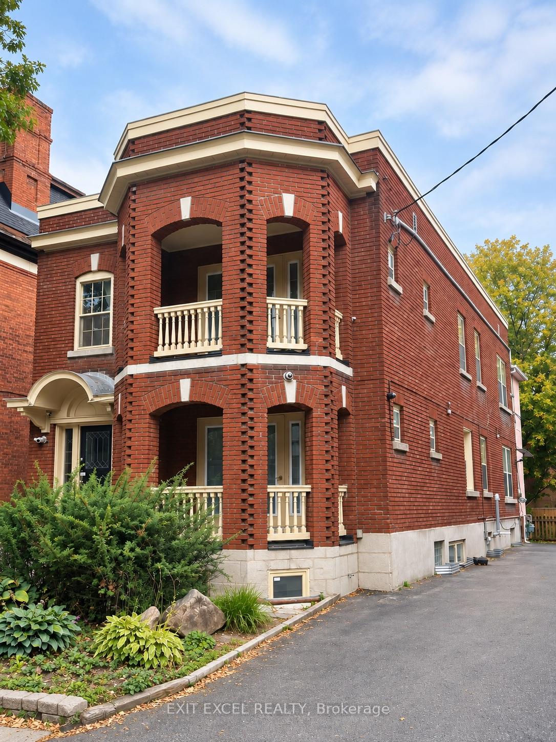 Photo 1 of Unit Lower Level, 231 Daly Avenue, Ottawa, Sandy Hill — HOMEH