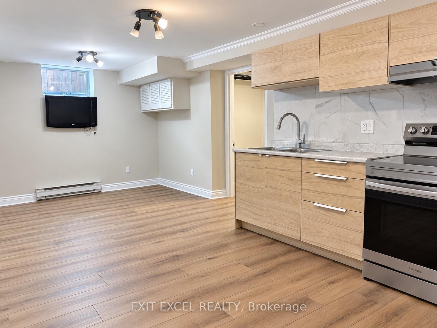 Photo 3 of Unit Lower Level, 231 Daly Avenue, Ottawa, Sandy Hill — HOMEH