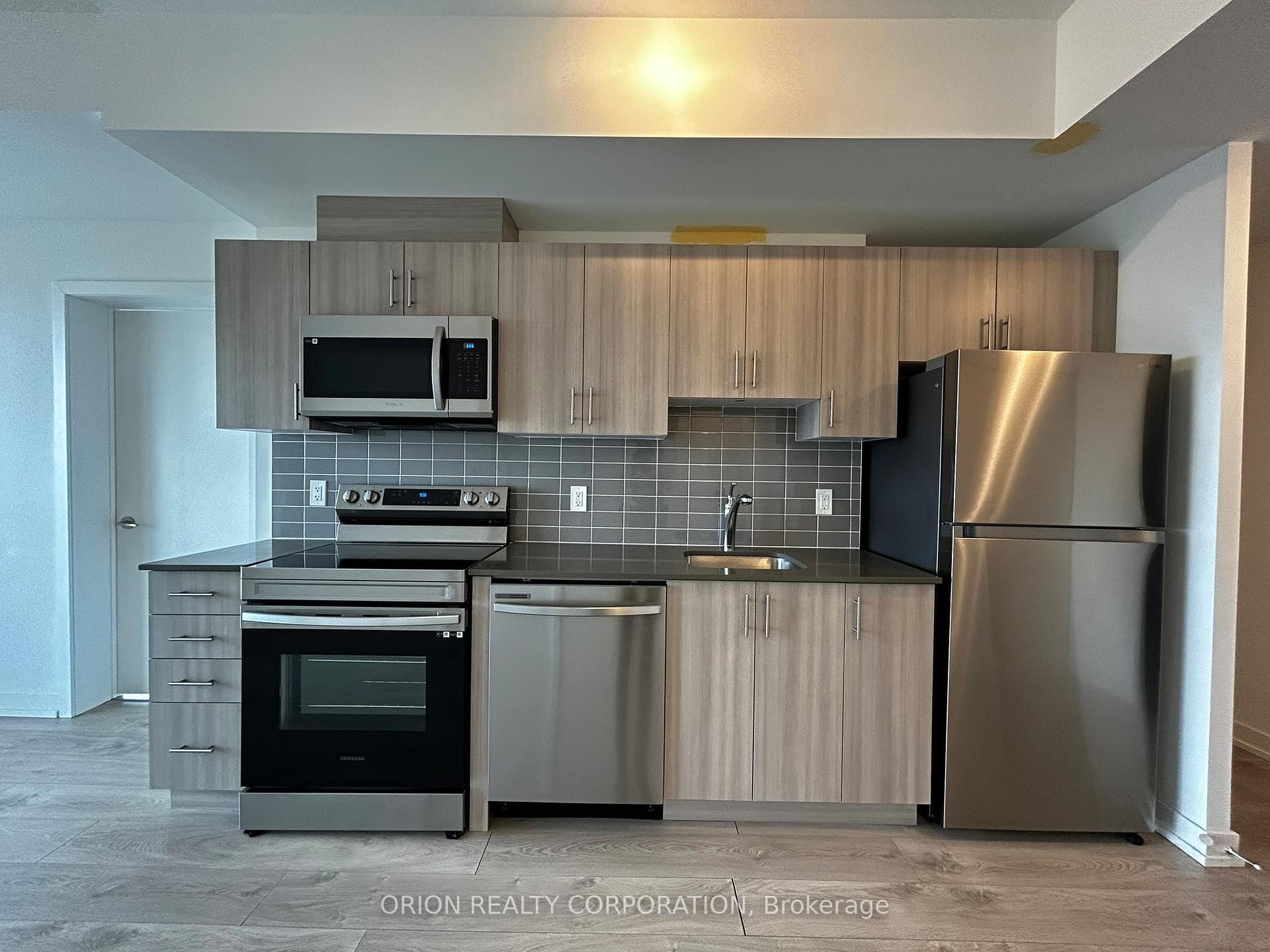 Photo 2 of Unit 1513, 1480 Bayly Street, Pickering, Bay Ridges — HOMEH