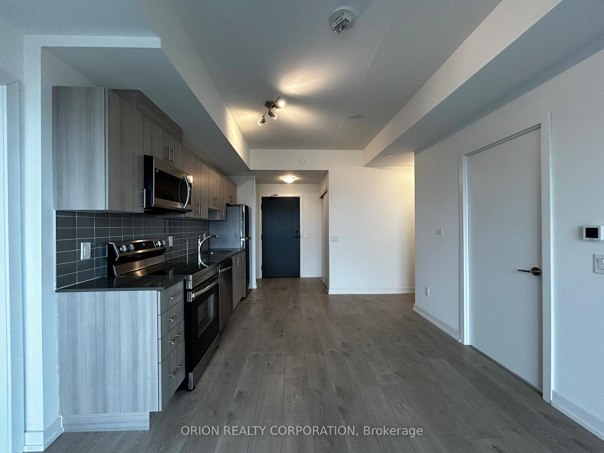Photo 3 of Unit 1513, 1480 Bayly Street, Pickering, Bay Ridges — HOMEH