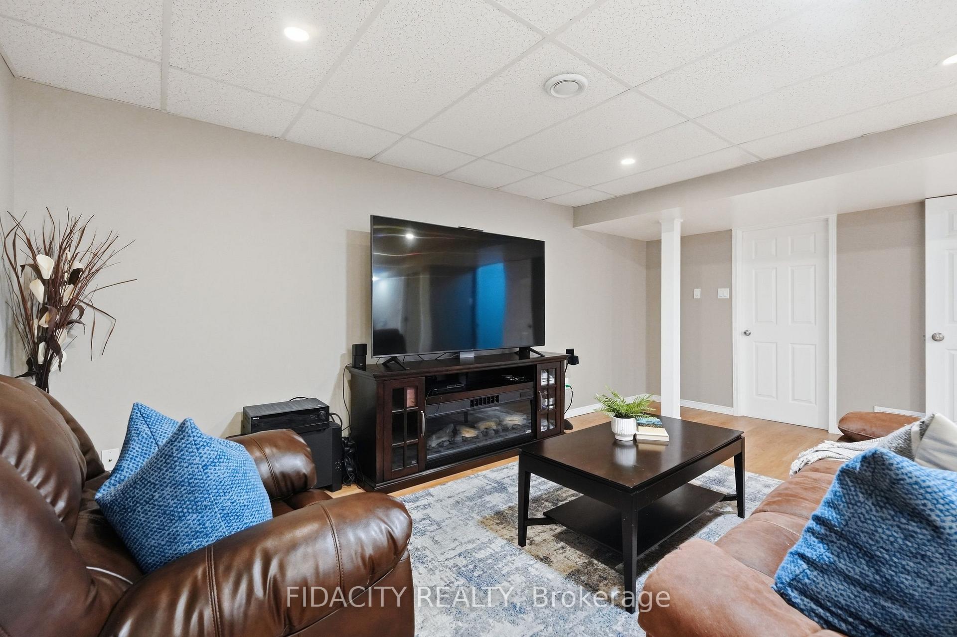 Photo 31 of 925 Burwash Landing, Ottawa, Kanata - Morgan's Grant/South March — HOMEH