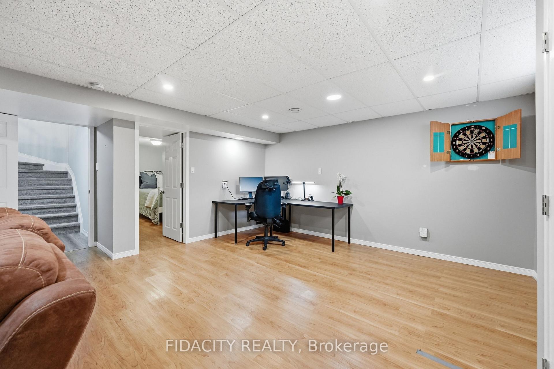 Photo 37 of 925 Burwash Landing, Ottawa, Kanata - Morgan's Grant/South March — HOMEH