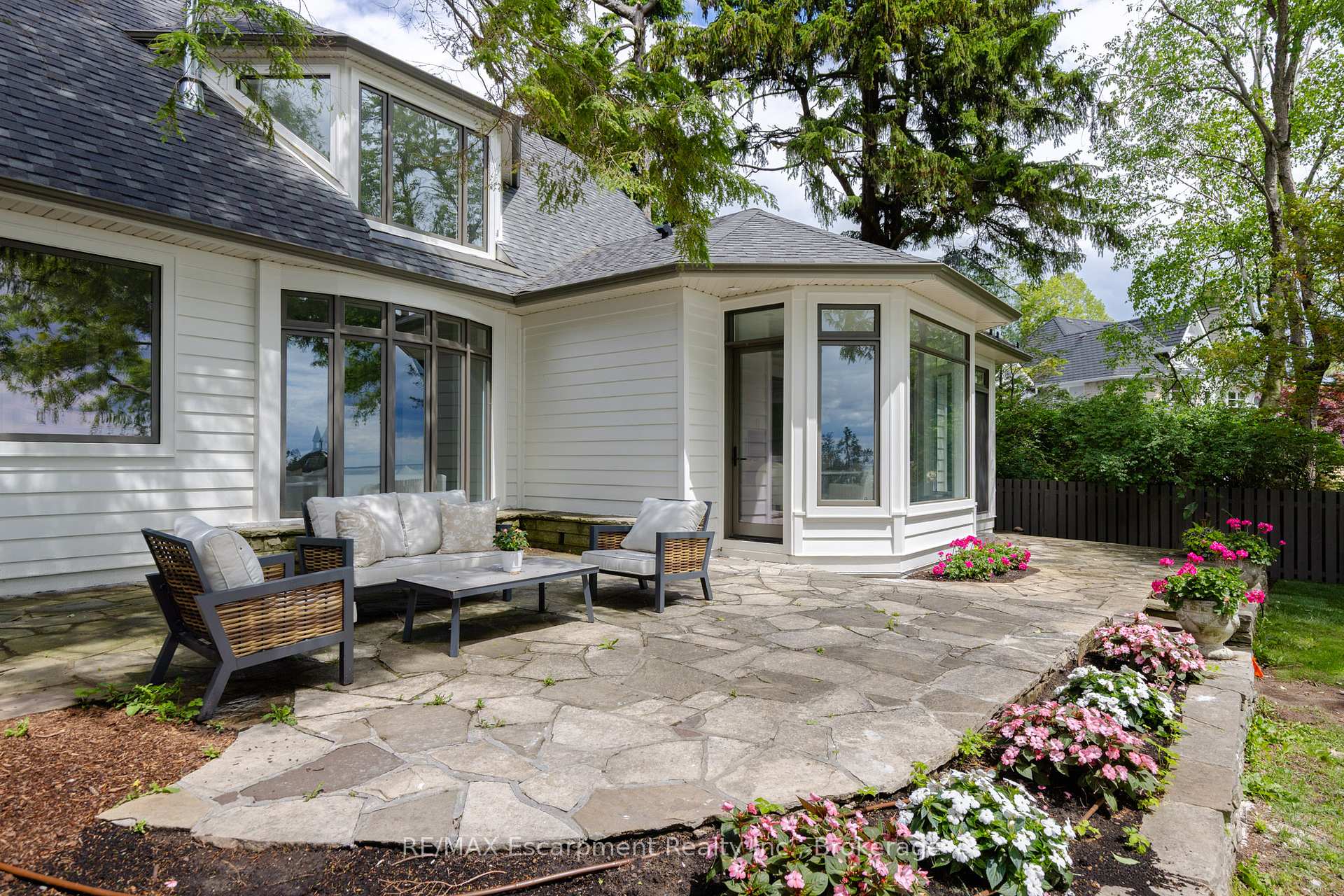 Photo 42 of 21 Second Street, Oakville, Old Oakville — HOMEH