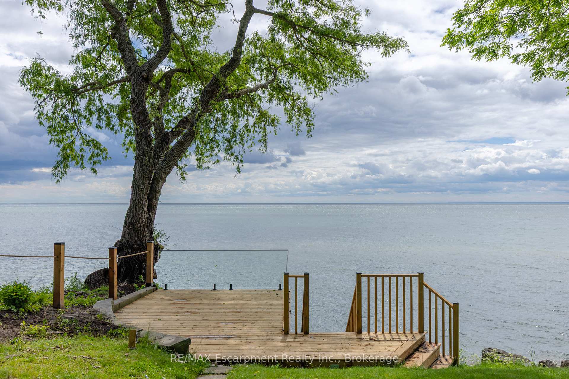 Photo 43 of 21 Second Street, Oakville, Old Oakville — HOMEH