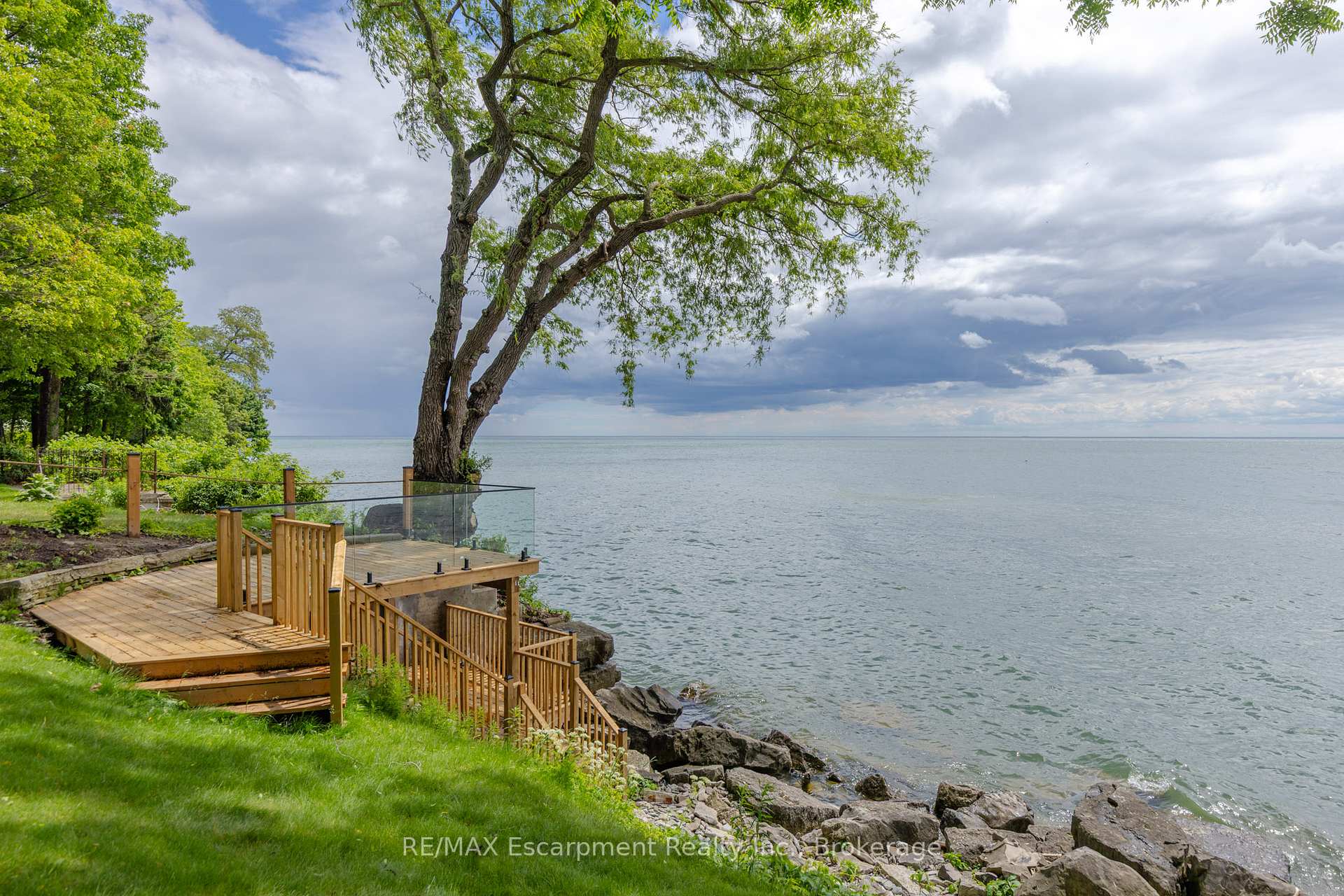 Photo 44 of 21 Second Street, Oakville, Old Oakville — HOMEH