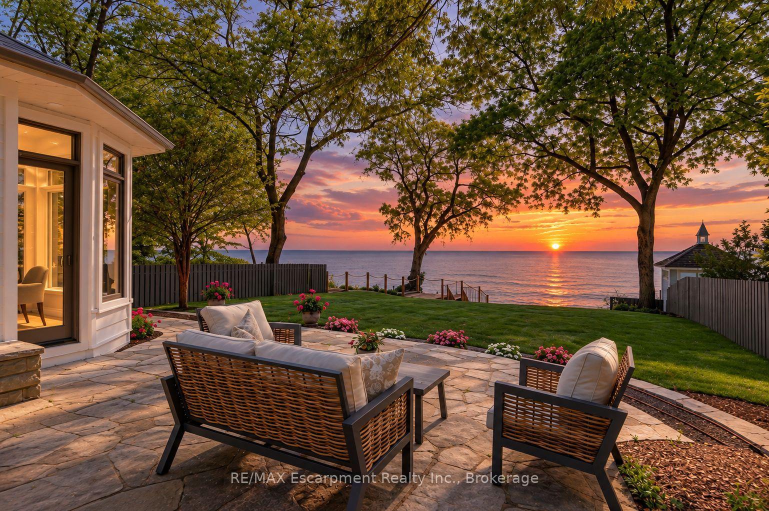 Photo 37 of 21 Second Street, Oakville, Old Oakville — HOMEH