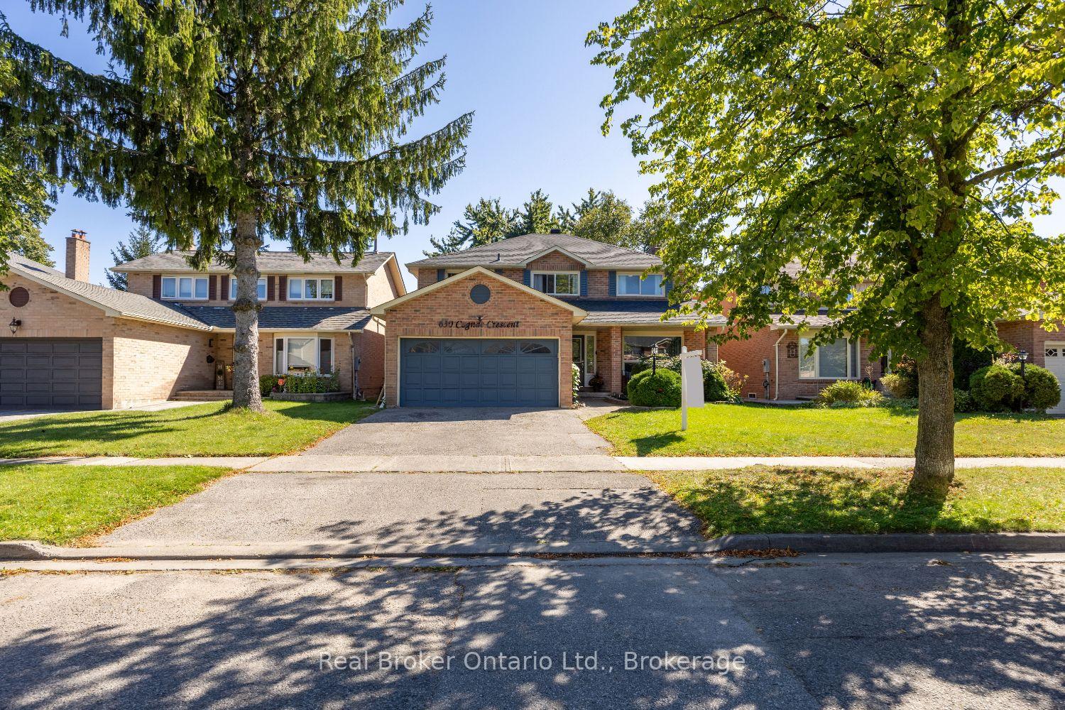 Photo 3 of 630 Cognac Crescent, Pickering, Amberlea — HOMEH