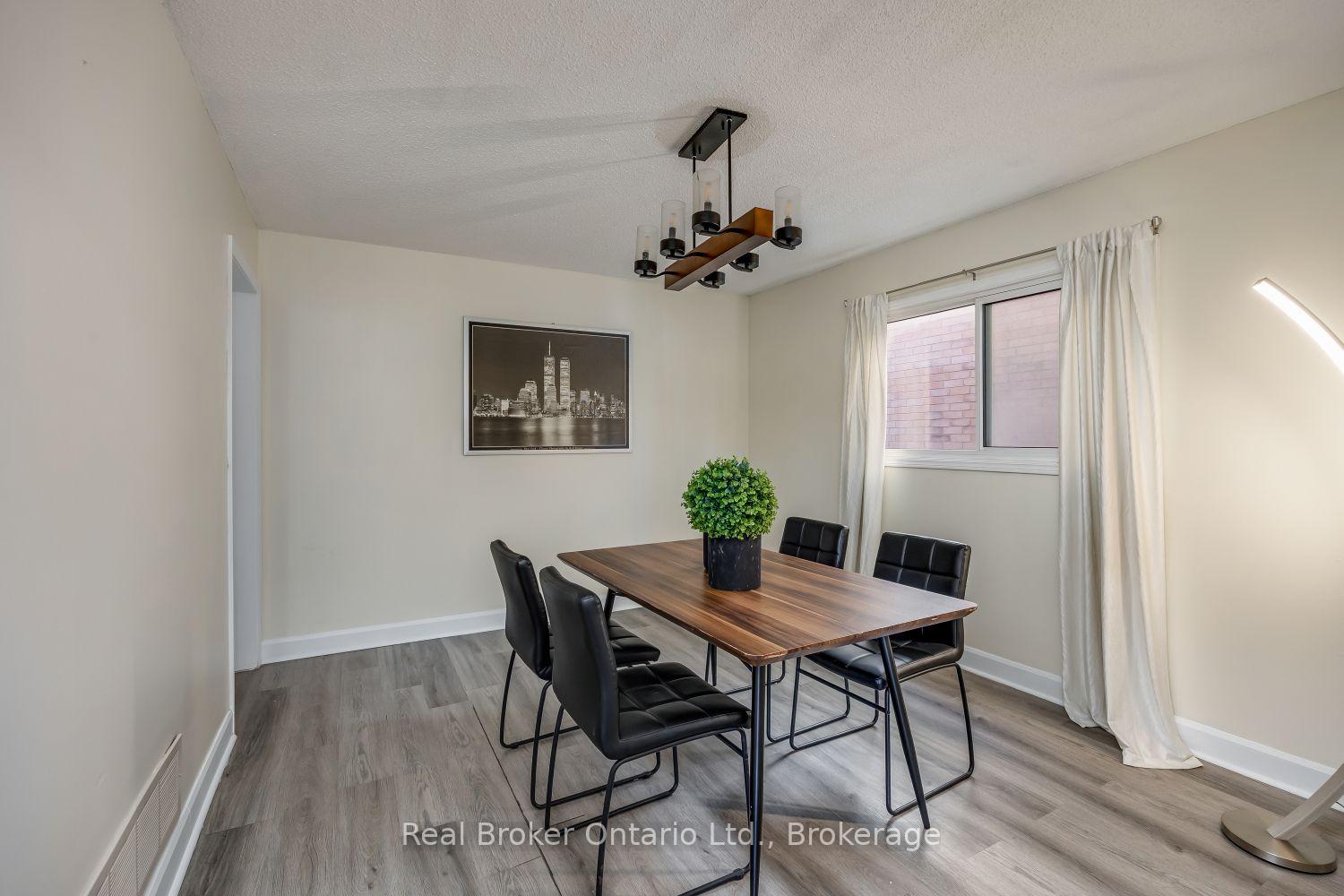 Photo 10 of 630 Cognac Crescent, Pickering, Amberlea — HOMEH