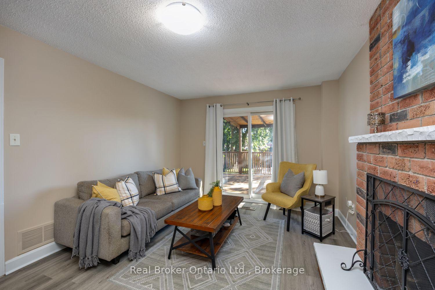 Photo 12 of 630 Cognac Crescent, Pickering, Amberlea — HOMEH
