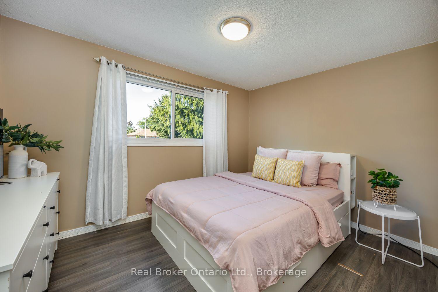 Photo 23 of 630 Cognac Crescent, Pickering, Amberlea — HOMEH