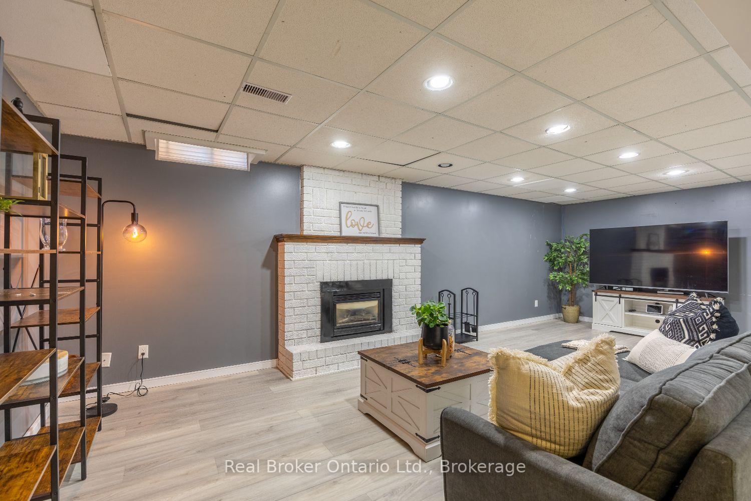 Photo 27 of 630 Cognac Crescent, Pickering, Amberlea — HOMEH