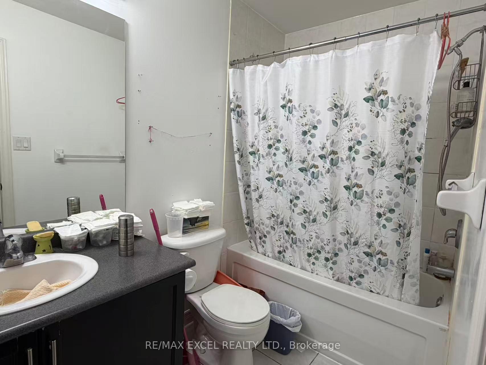 Photo 4 of Unit Prim Br, 5 Dunnet Street, Markham, Milliken Mills East — HOMEH