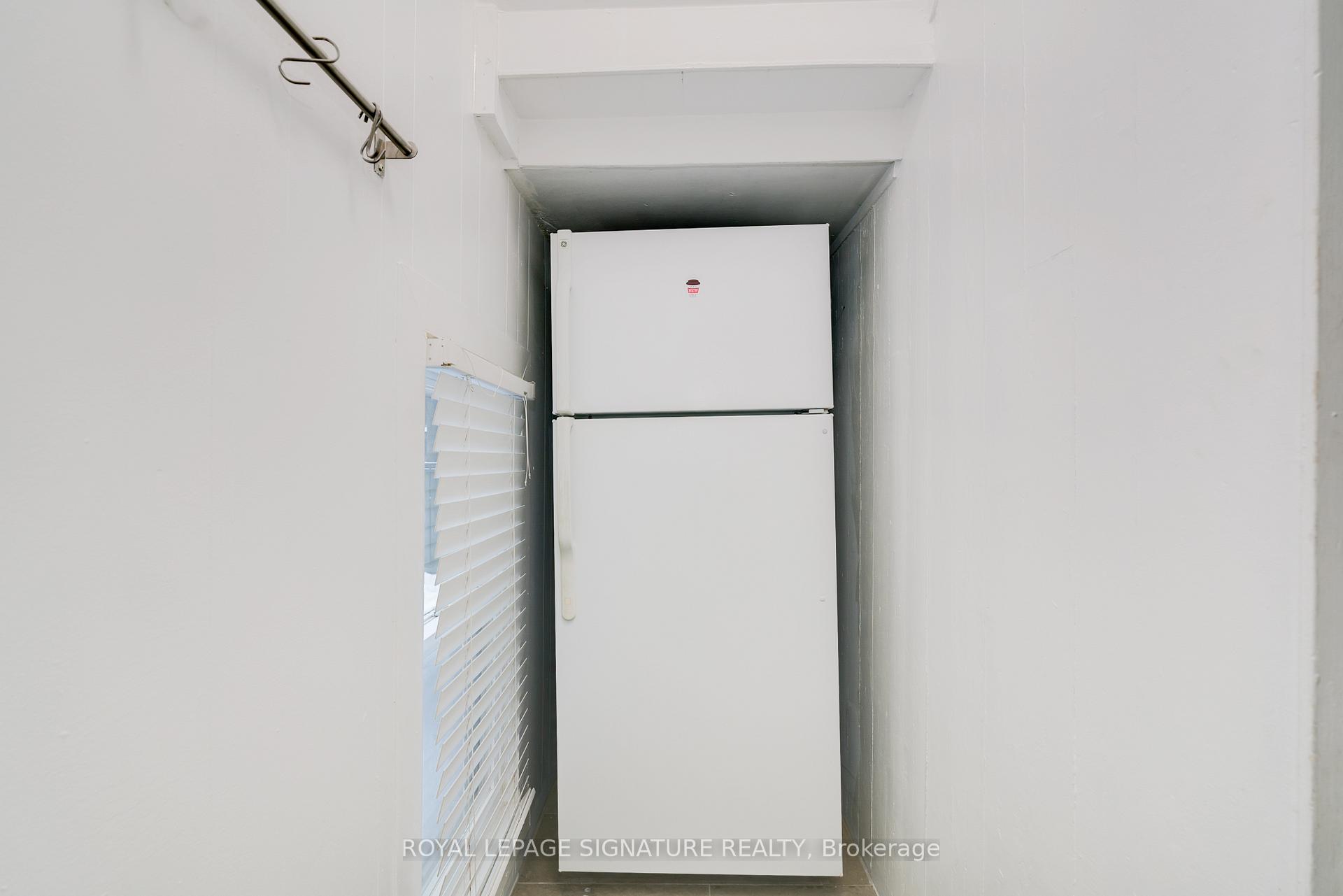 Photo 7 of Unit Unit 2, 27 Hillsboro Avenue, Toronto, The Annex — HOMEH