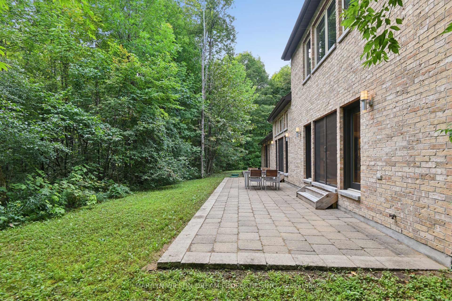 Photo 3 of 24 Marchvale Drive, Ottawa, Kanata - Rural Kanata (Central) — HOMEH