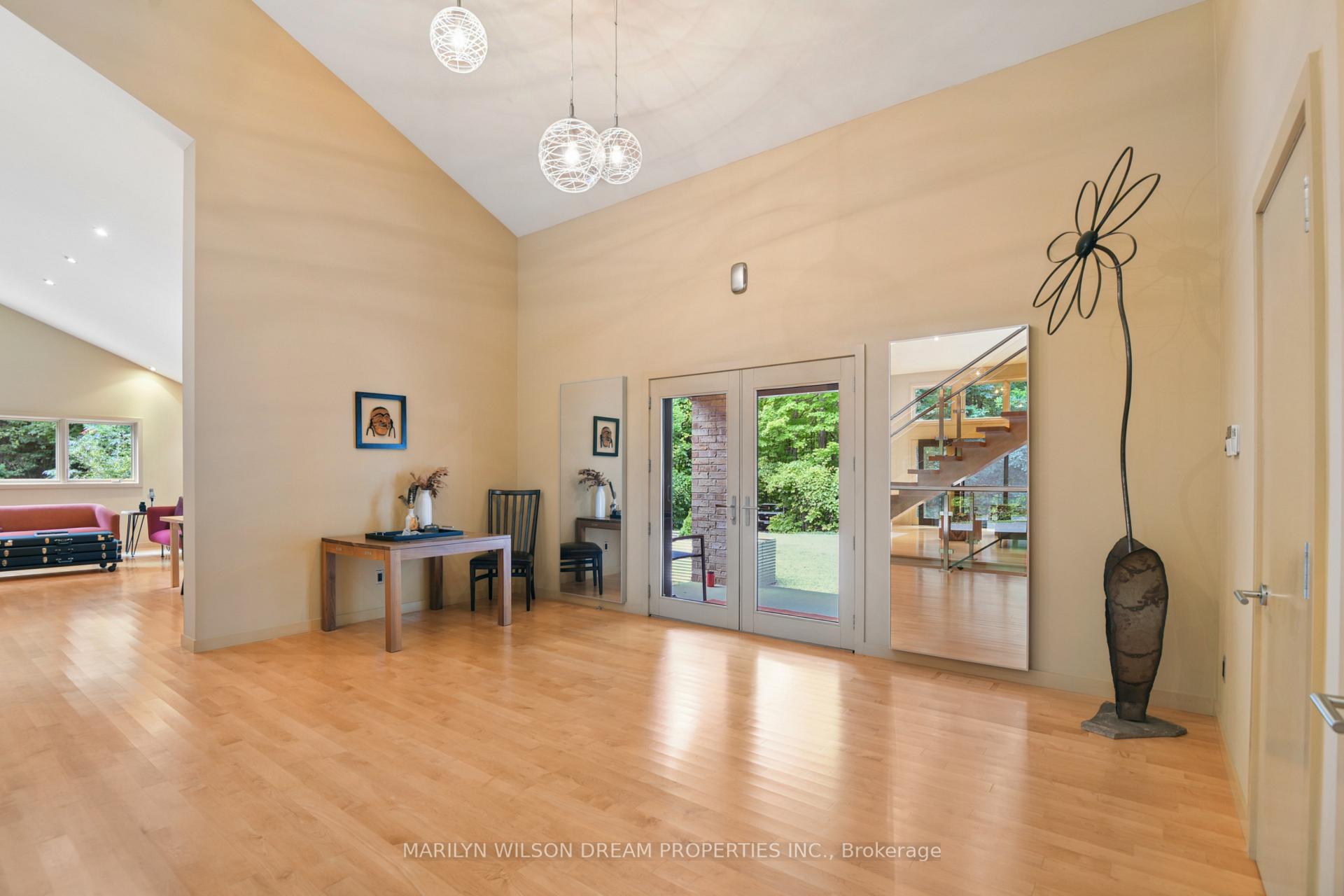 Photo 4 of 24 Marchvale Drive, Ottawa, Kanata - Rural Kanata (Central) — HOMEH