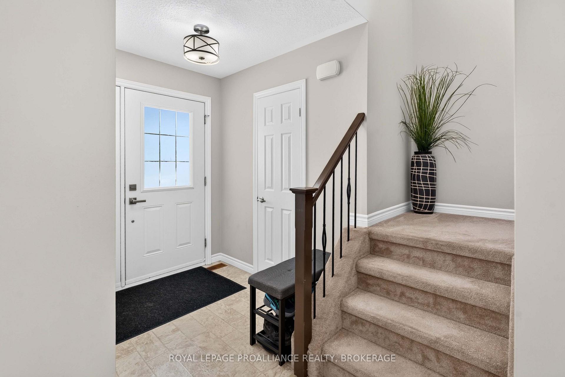 Photo 3 of 1447 Hanover Drive, Kingston, City Northwest — HOMEH