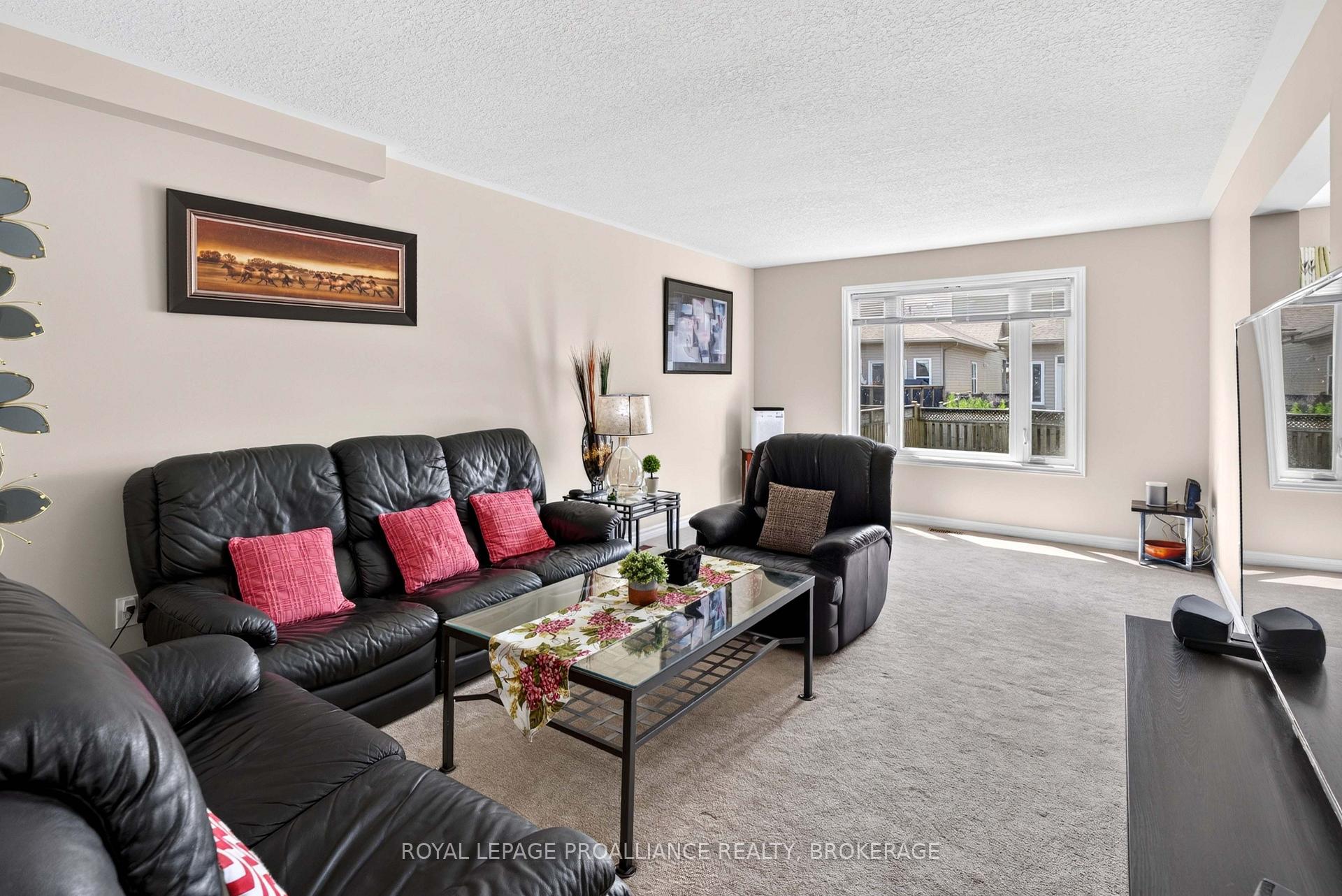Photo 10 of 1447 Hanover Drive, Kingston, City Northwest — HOMEH