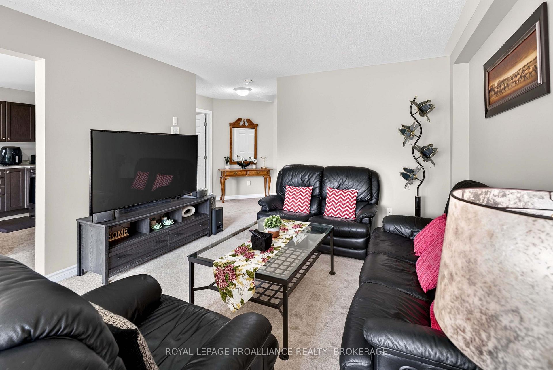 Photo 9 of 1447 Hanover Drive, Kingston, City Northwest — HOMEH