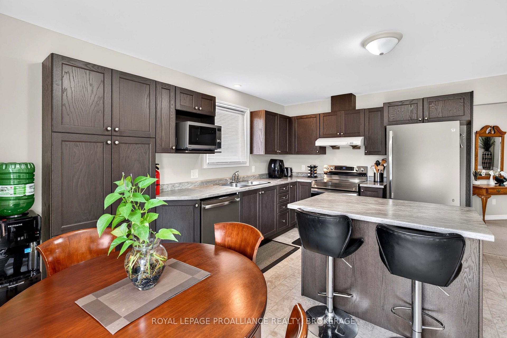Photo 17 of 1447 Hanover Drive, Kingston, City Northwest — HOMEH