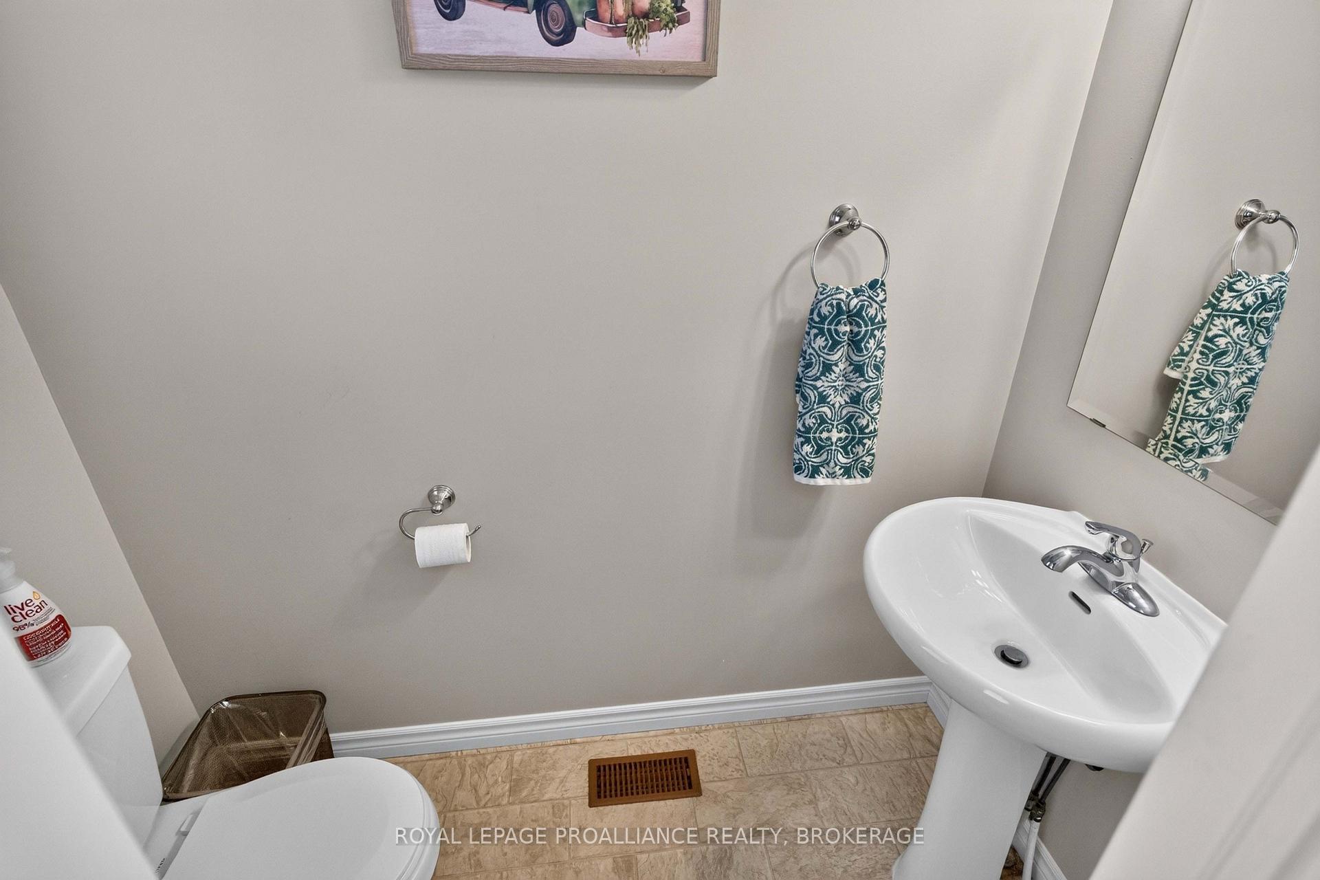 Photo 4 of 1447 Hanover Drive, Kingston, City Northwest — HOMEH