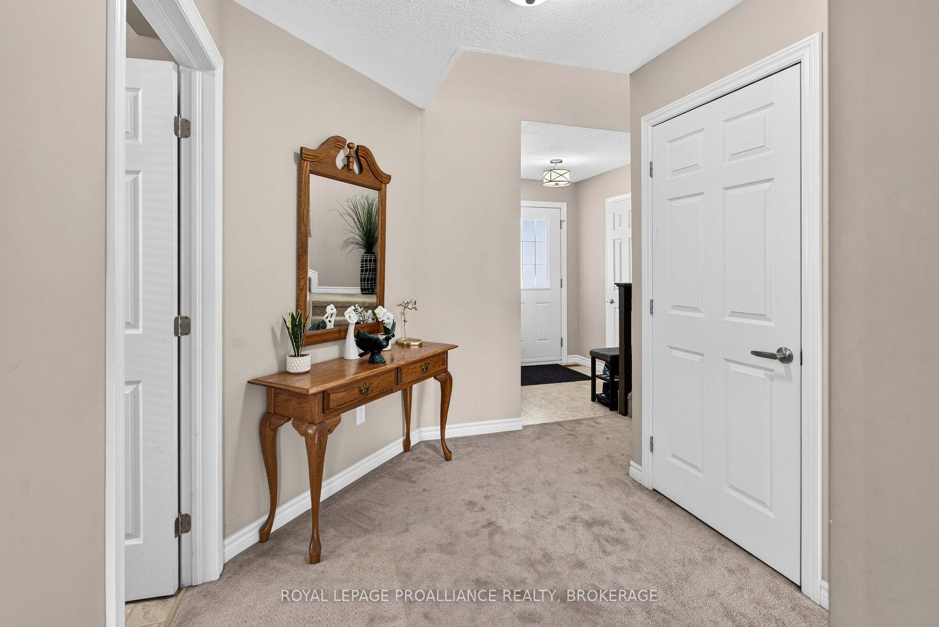 Photo 5 of 1447 Hanover Drive, Kingston, City Northwest — HOMEH