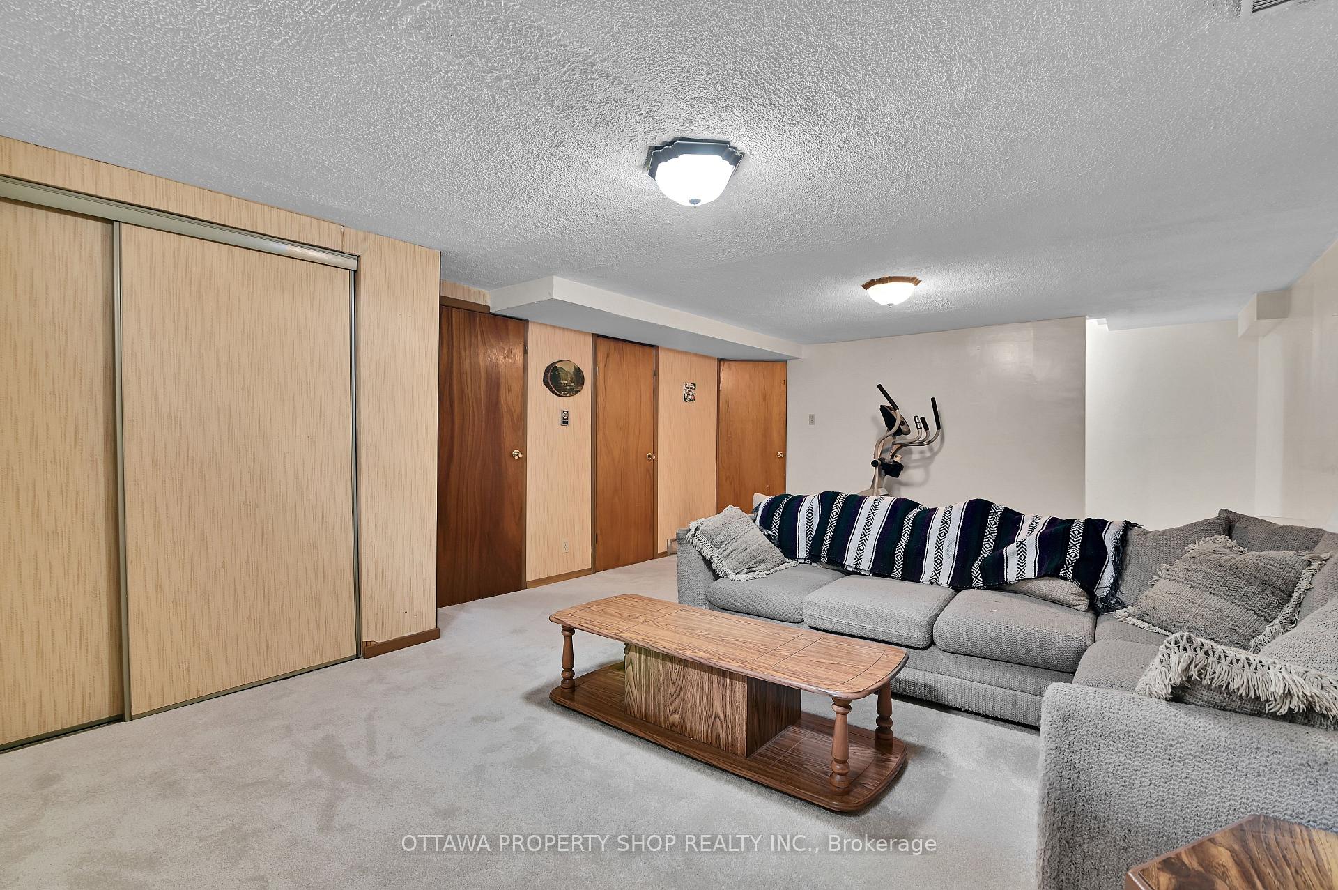 Photo 25 of 6268 Steamer Lane, Ottawa, Convent Glen South — HOMEH